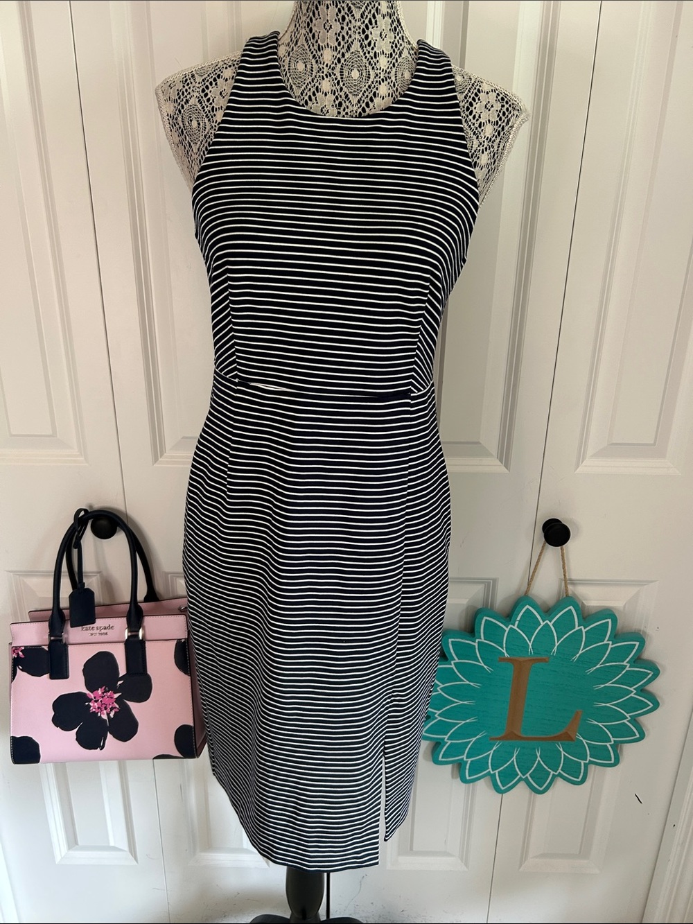Banana Republic Navy & White Striped Sleeveless Sheath Dress - 6 Petite